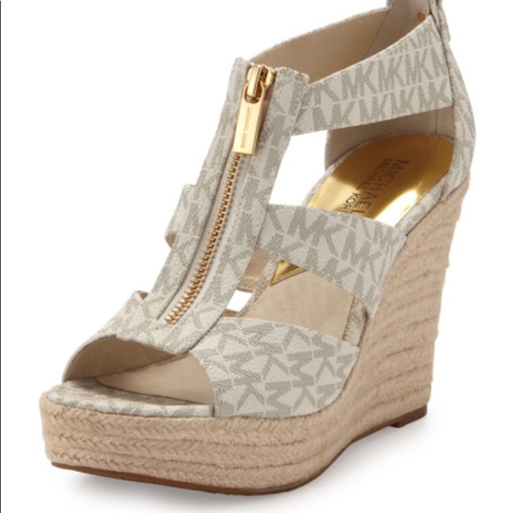 BNWOT  MICHAEL KORS WEDGES